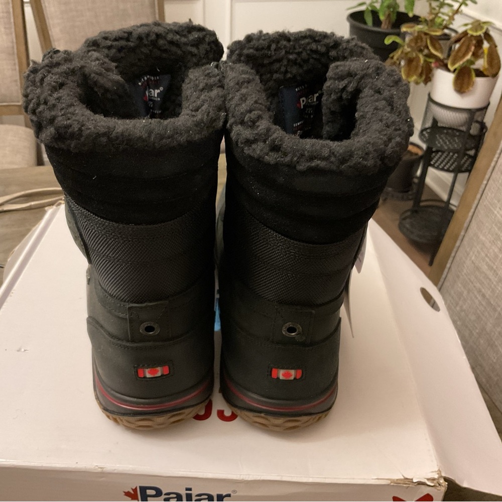 Pajar Women's Black and Red Winter Boots - Picture 4 of 4